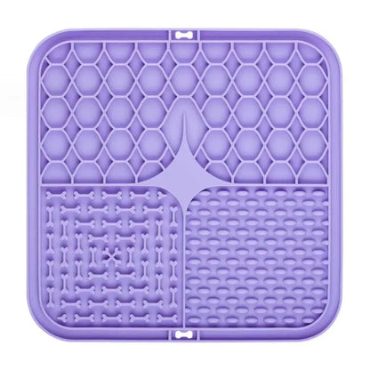 Tapis de léchage en silicone violet, vue de face